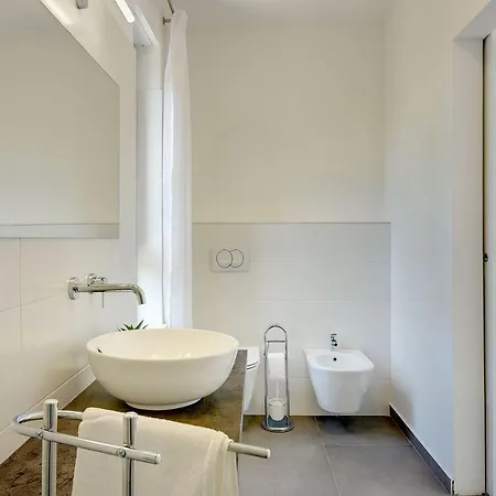 Villa Mit Jacuzzi, Privatem Pool, Baeder En Suite, Liegestuehlen, Bbq Holiday home Krnica